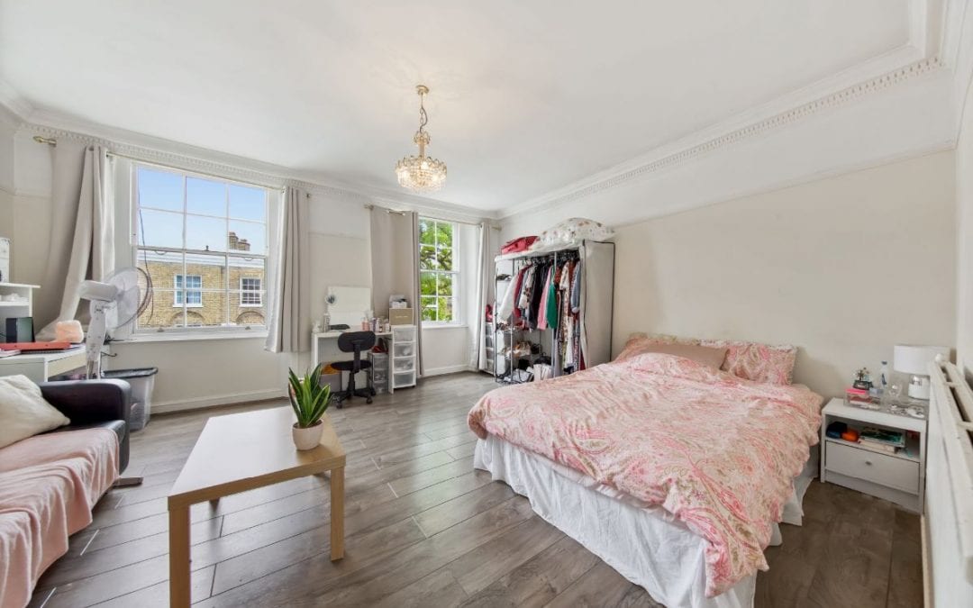 River Street, London EC1R