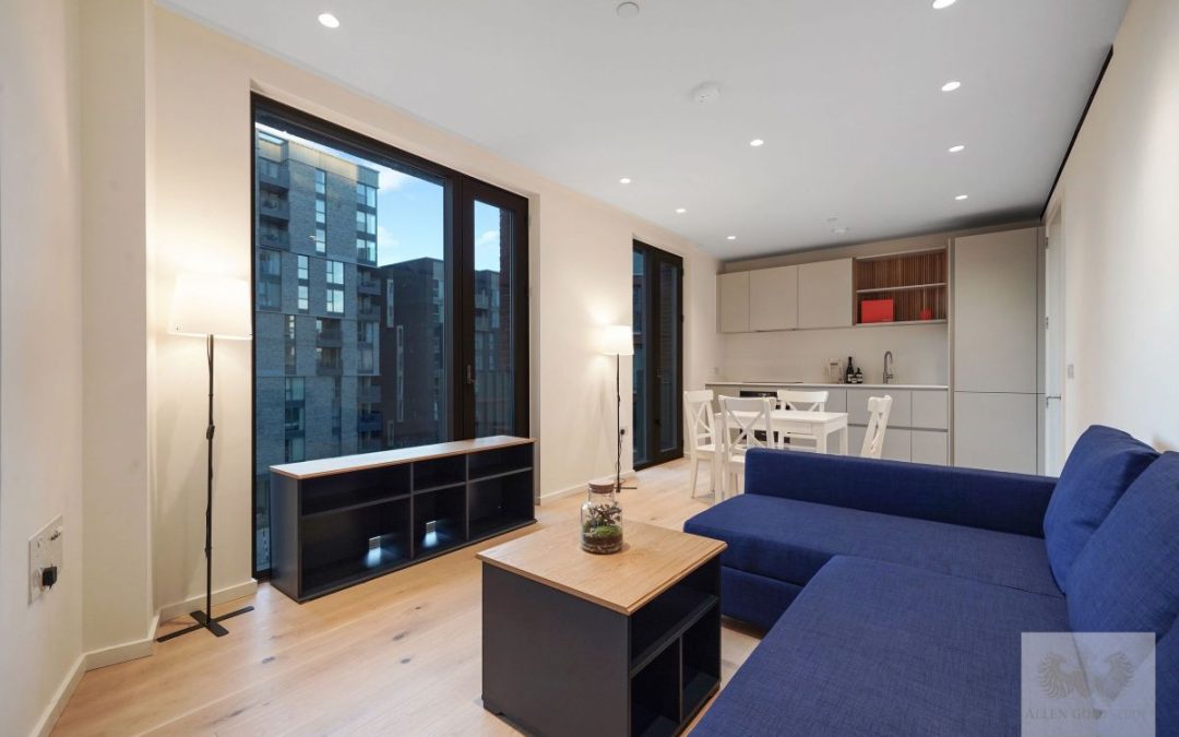 Cadence, Lewis Cubitt Walk, London